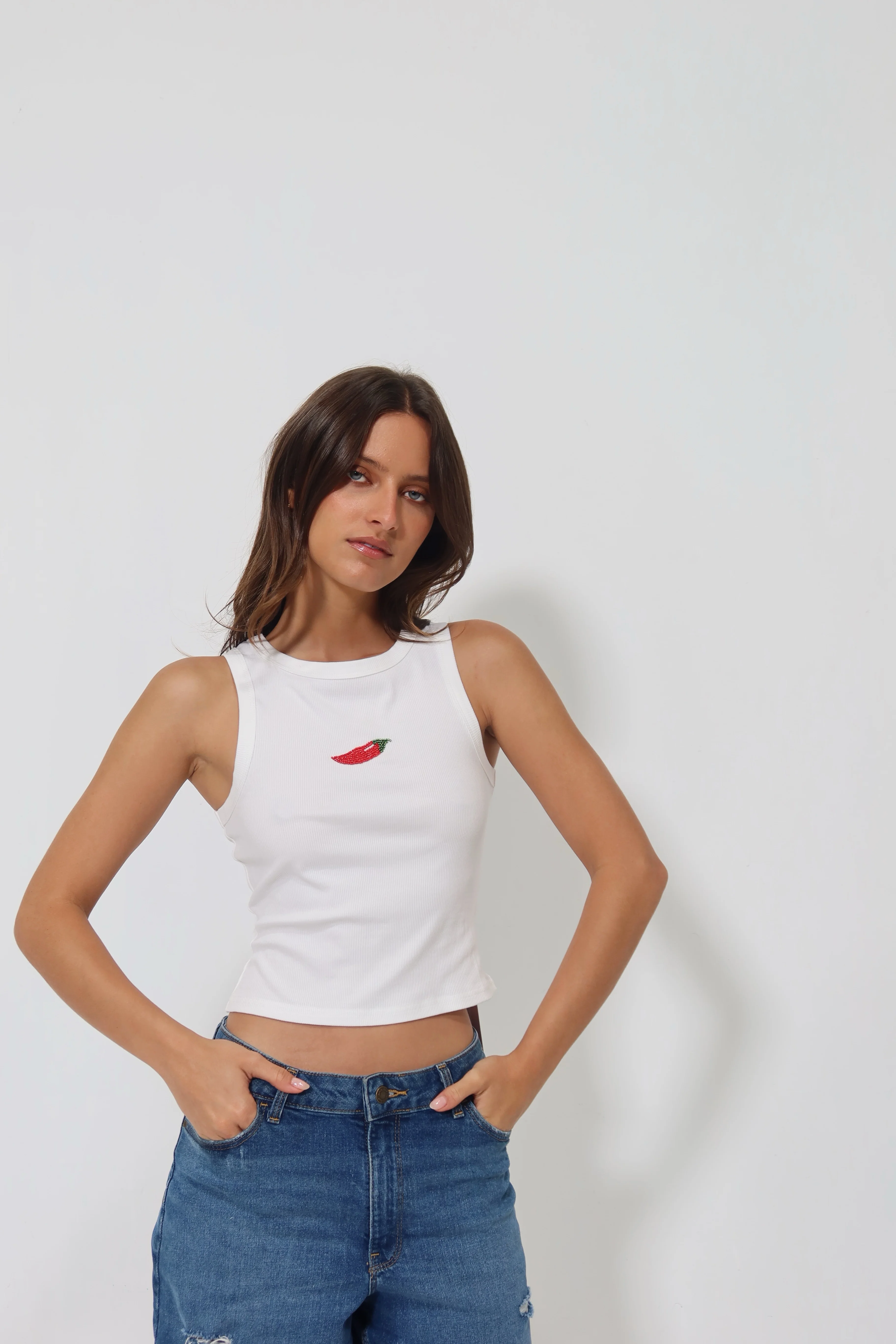 WHITE CHILE TANK TOP - Image 3