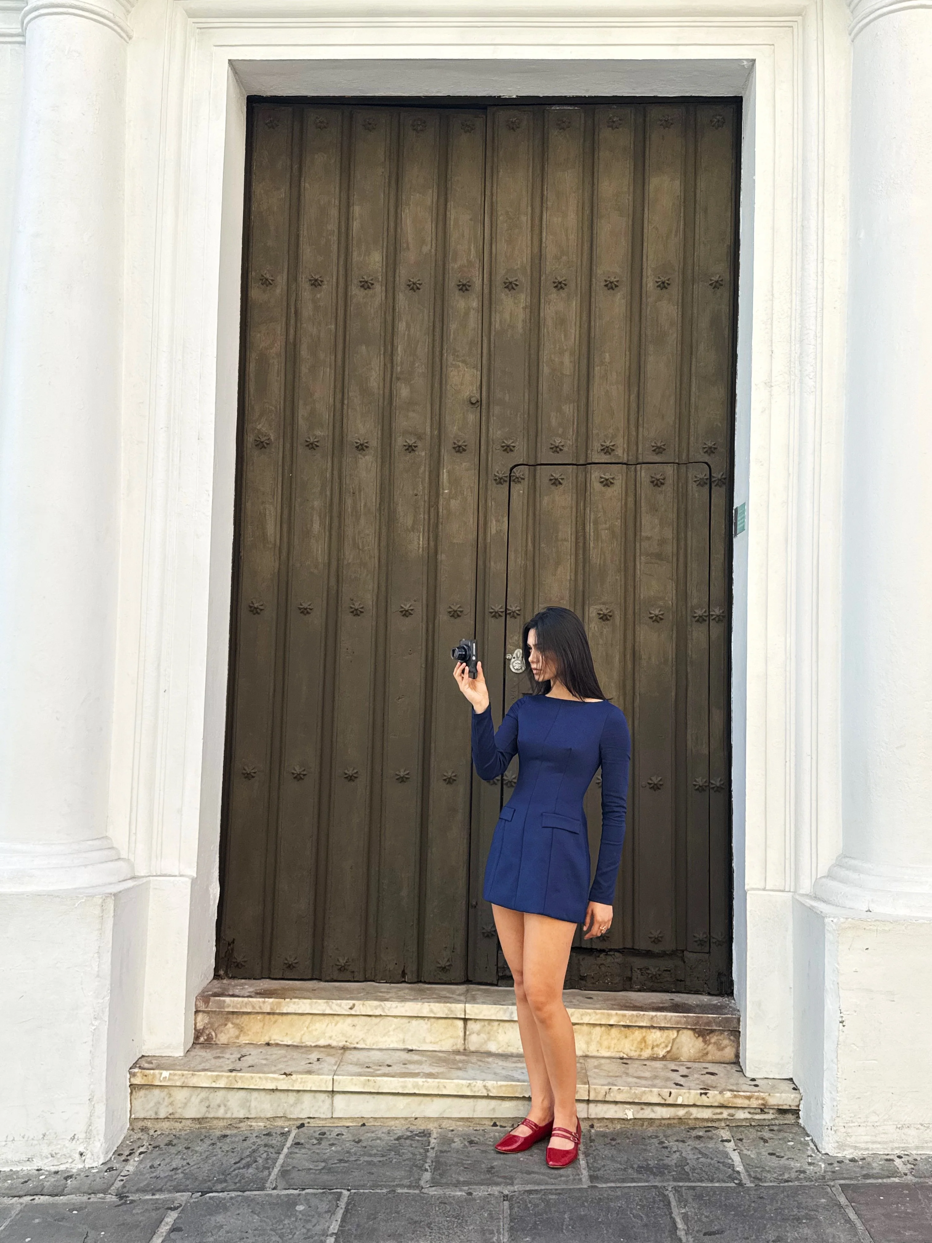 NAVY STRUCTURED MINI DRESS - Image 2