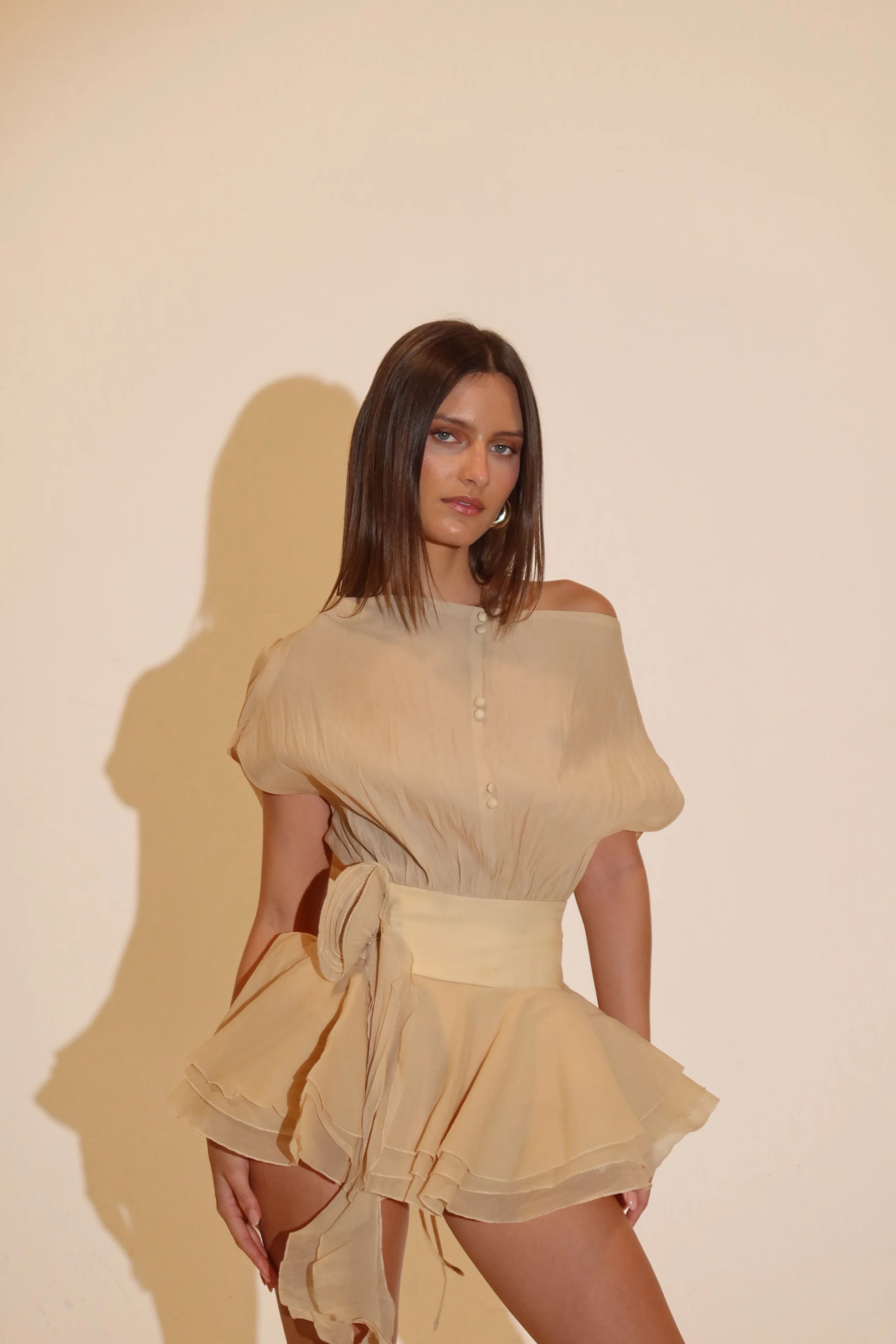LOOK 1 - Image 3